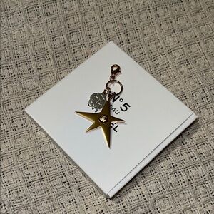 CHANEL Charm